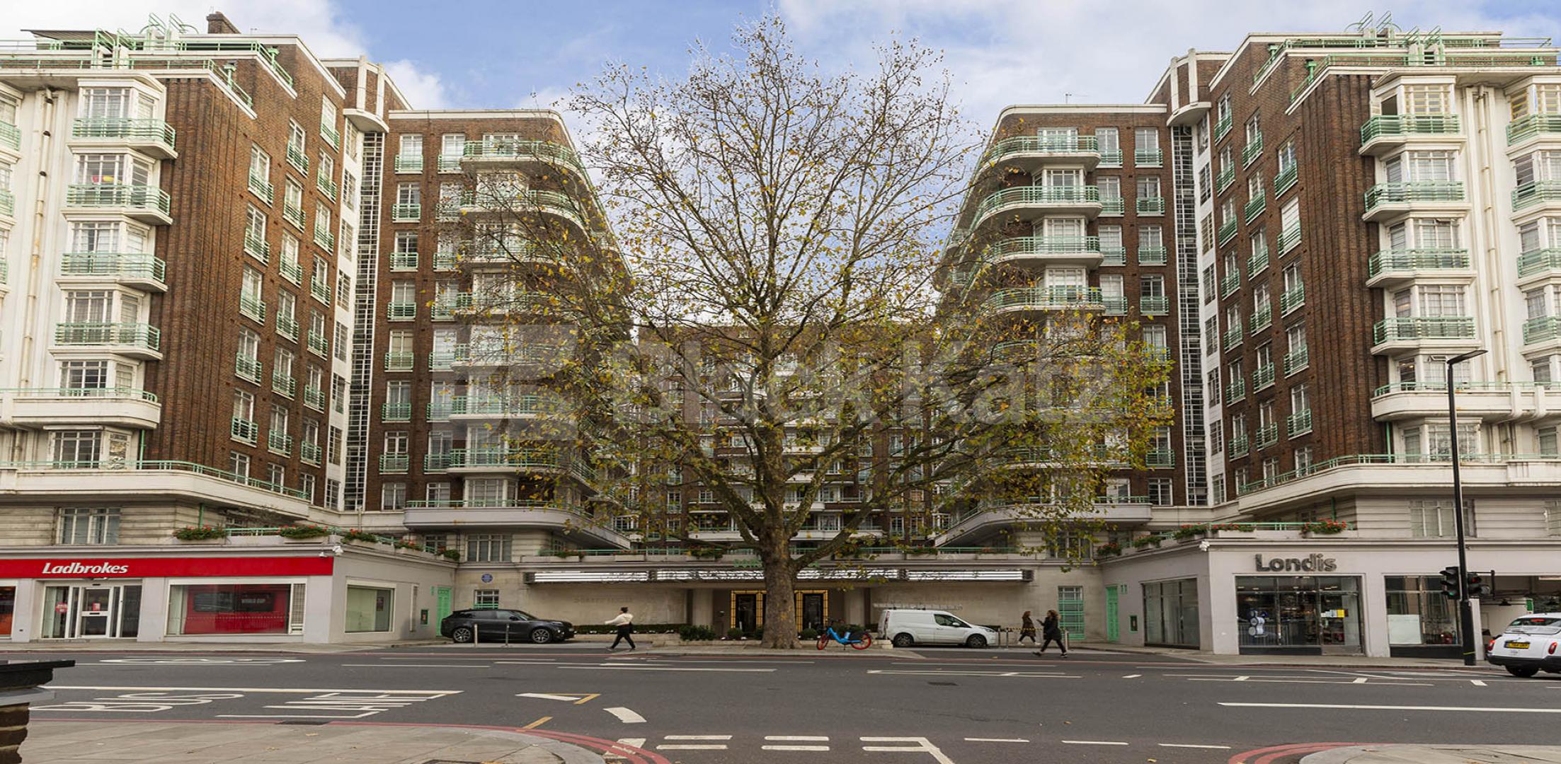 			3 Bedroom, 2 bath, 1 reception Flat			 Dorset House, Gloucester Place , Baker Street